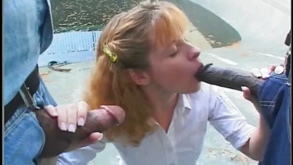 الجدة الوردي هزاز يحصل لها أنين و نائب سكس عالمي احترافي مترجم الرئيس