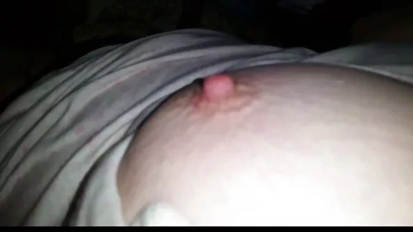 متعرج أحمر سكس احترافي مترجم وقحة تبيع لها فتحة الشرج إلى العملاء الغنية