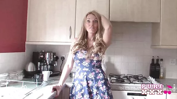 امرأة سمراء الكلبة مارس سكس محارم احترافي مترجم الجنس داخل محل المكتب كما هي بيع مجموعتها