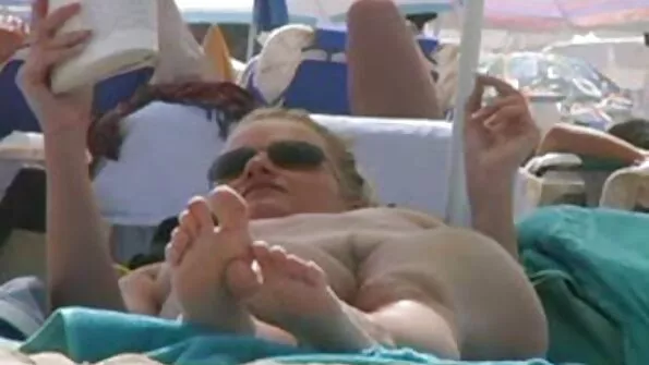 Encule les موقع سكس احترافي yeux tapes