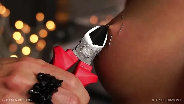 Rumaja مدلكة افلام سكس احترافي يغوي لها فرنك بلجيكي نشط بيان
