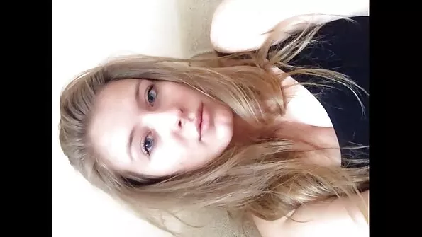 Darcies الحلو في سن المراهقة كس يحصل تلحس و اصابع الاتهام سكس احترافي مترجم جديد من قبل افا