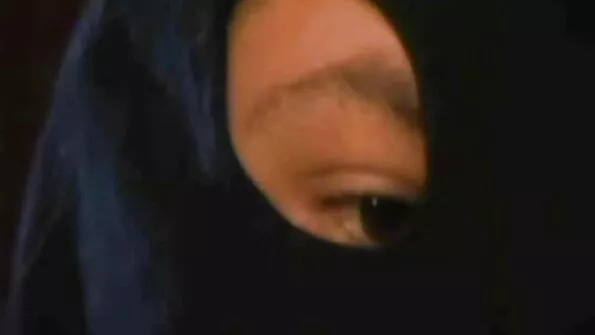 مفلس الفرنسية سكس احترافى جبهة تحرير مورو الإسلامية في الملابس الداخلية يغوي زوجها لممارسة الجنس
