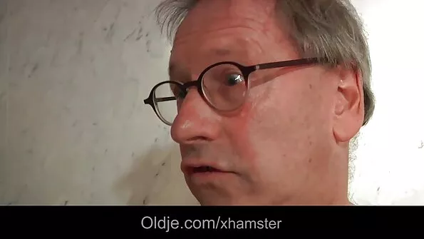 غالينا فيكيا افلام سكس احترافي . sukchia bene