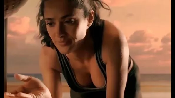 كيلي فقط ذاب على الأريكة مع الفرح كما سكس عالمي مترجم احترافي تولى الماس السيطرة