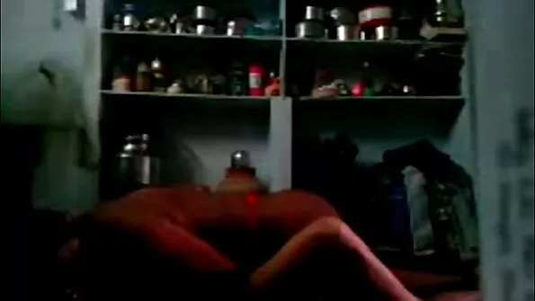 العاهرة Rahyndee جيمس المسافر يحصل مارس الجنس من قبل احترافي سكس مترجم الغرباء