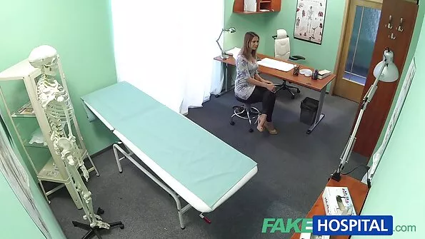 الحصول على buxomy الجدة التعري سكس عالمي احترافي مترجم