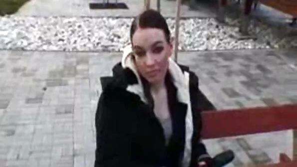 قرنية الزوجين يلهون في الماء على سكس احترافي مترجم عالمي الشاطئ