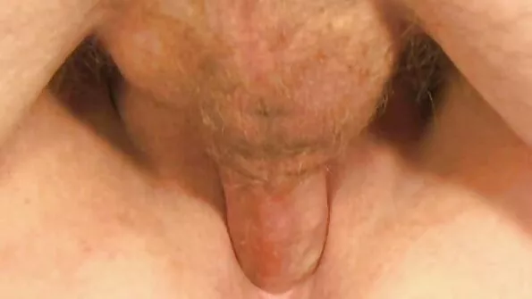 المثير سكس احترافي hd تتعرى لبدء الجنس