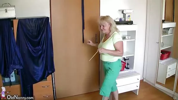 العم هارفي مكان اشتعلت فيه النيران في سن المراهقة, افلام سكس احترافي Blondelover