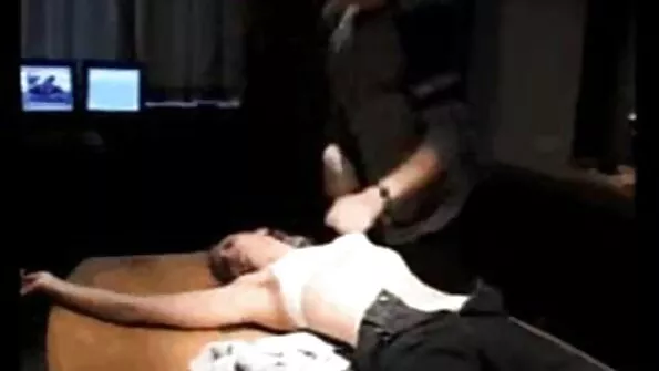 أخي يفقد السيطرة و cums في الداخل سكس احترافي مترجم عالمي الأخوة المهبل